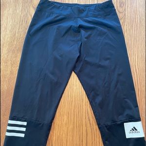 Adidas girls size lg 14 black Capri leggings